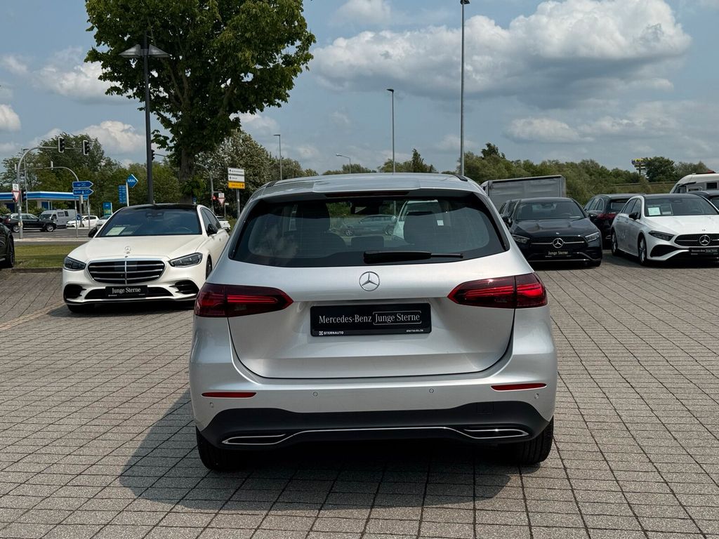 Mercedes-Benz B 180 d Progressive Advanced Smartphone Integrat