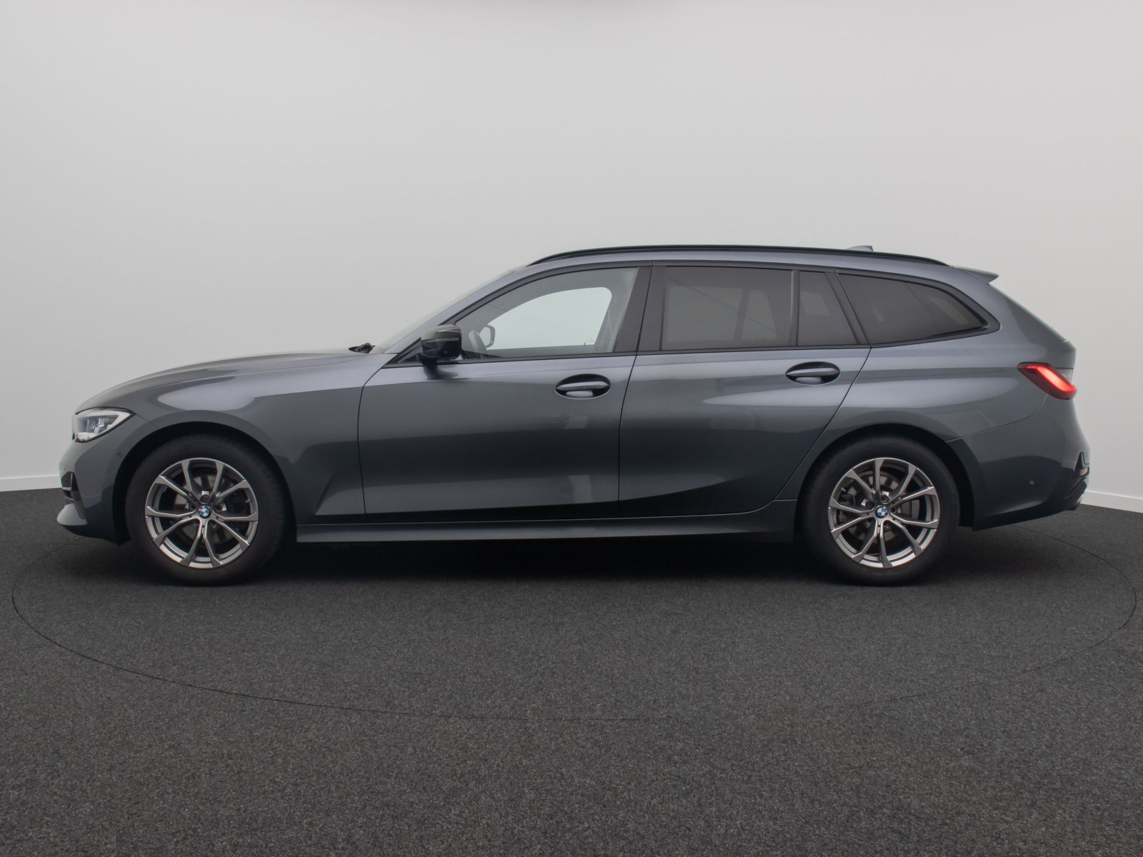 Fahrzeugabbildung BMW 320d xD Sport Line Laser DAB HiFi 360°Standheizu