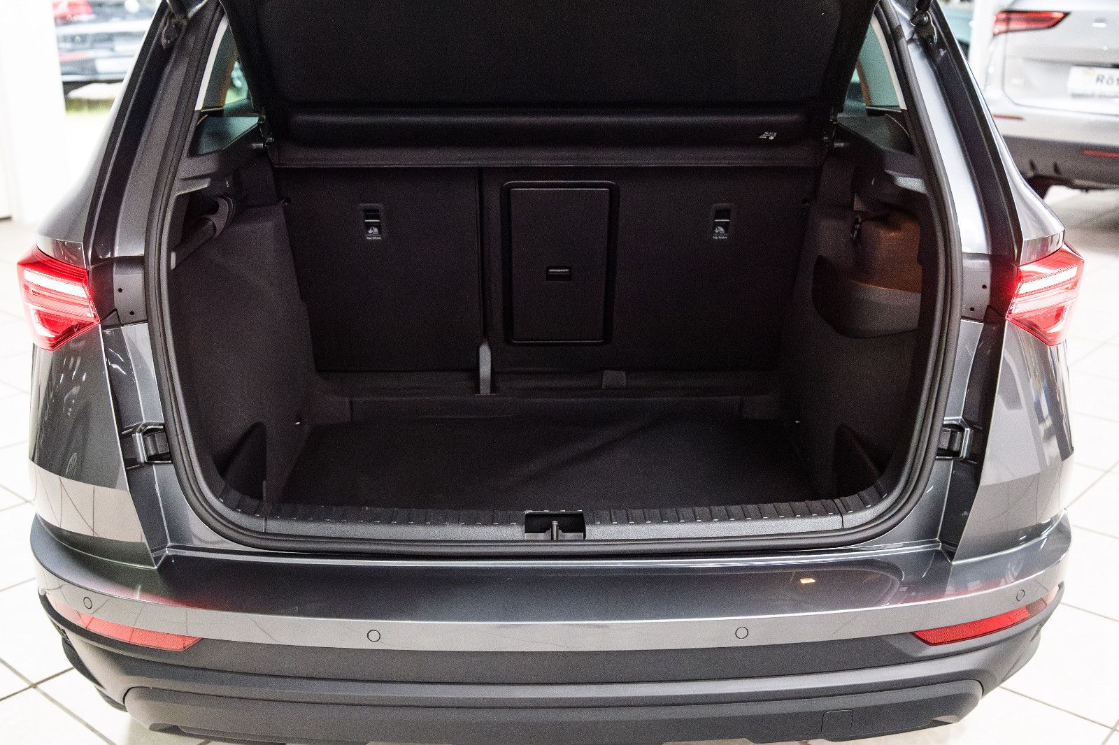 Fahrzeugabbildung SKODA Karoq Selection