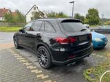 Mercedes-Benz GLC 400d, 4MATIC,2.Hnd,AMG,AHK,Massage,Kamera - schwarze Mercedes-Benz GLC 400