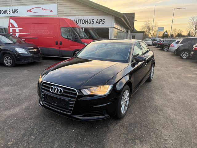 Audi A3 1.6 TDI S tronic Ambition