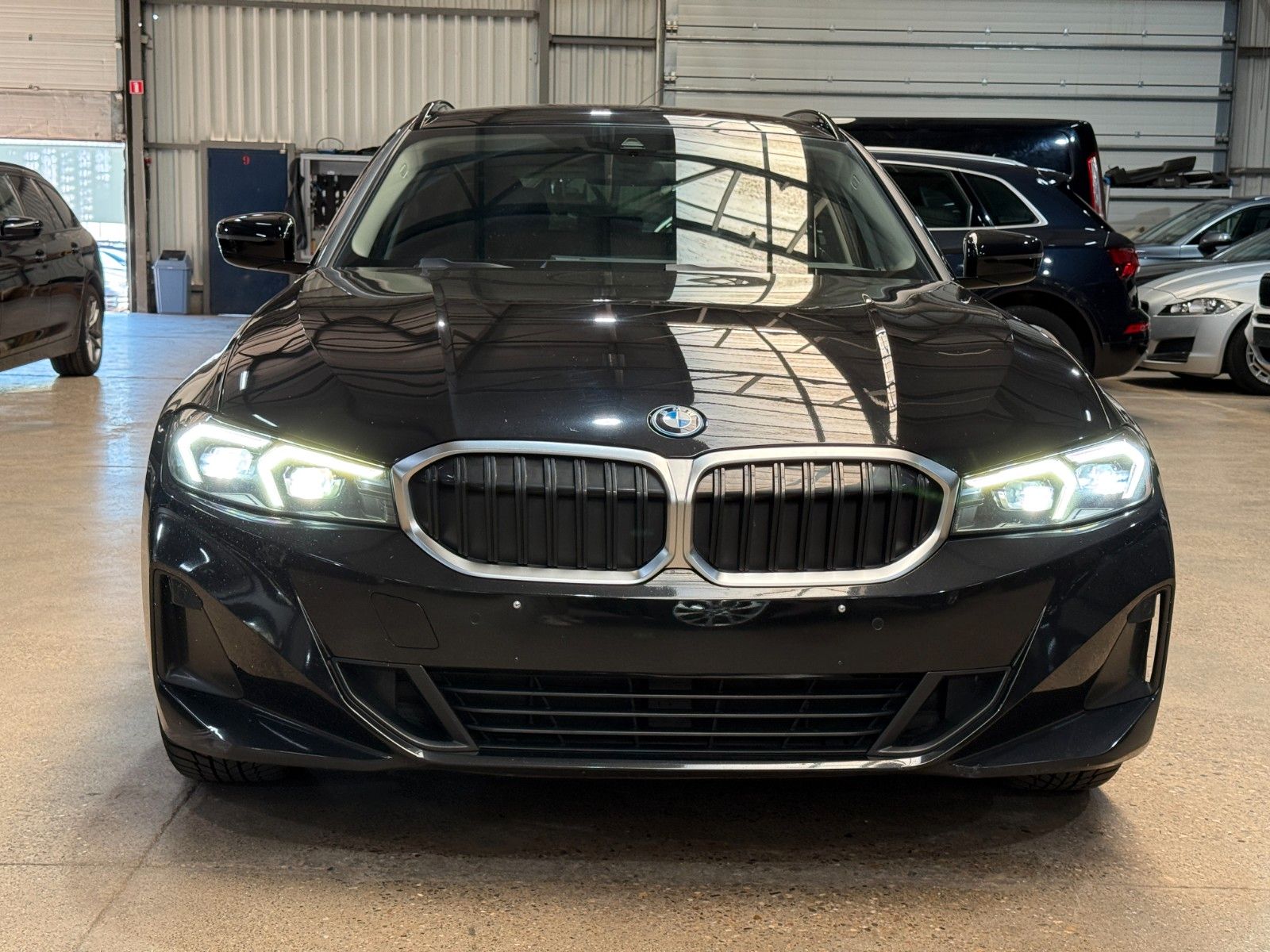 BMW 320 3 Touring 320 e imagem 2