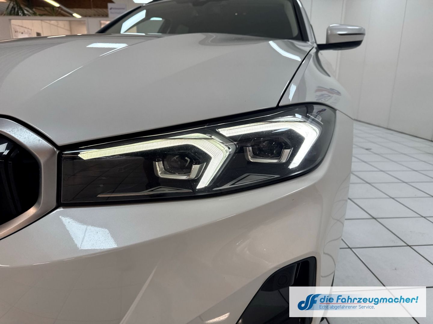 Fahrzeugabbildung BMW 320 Touring *FACELIFT*Navi Digitales Cockpit LED