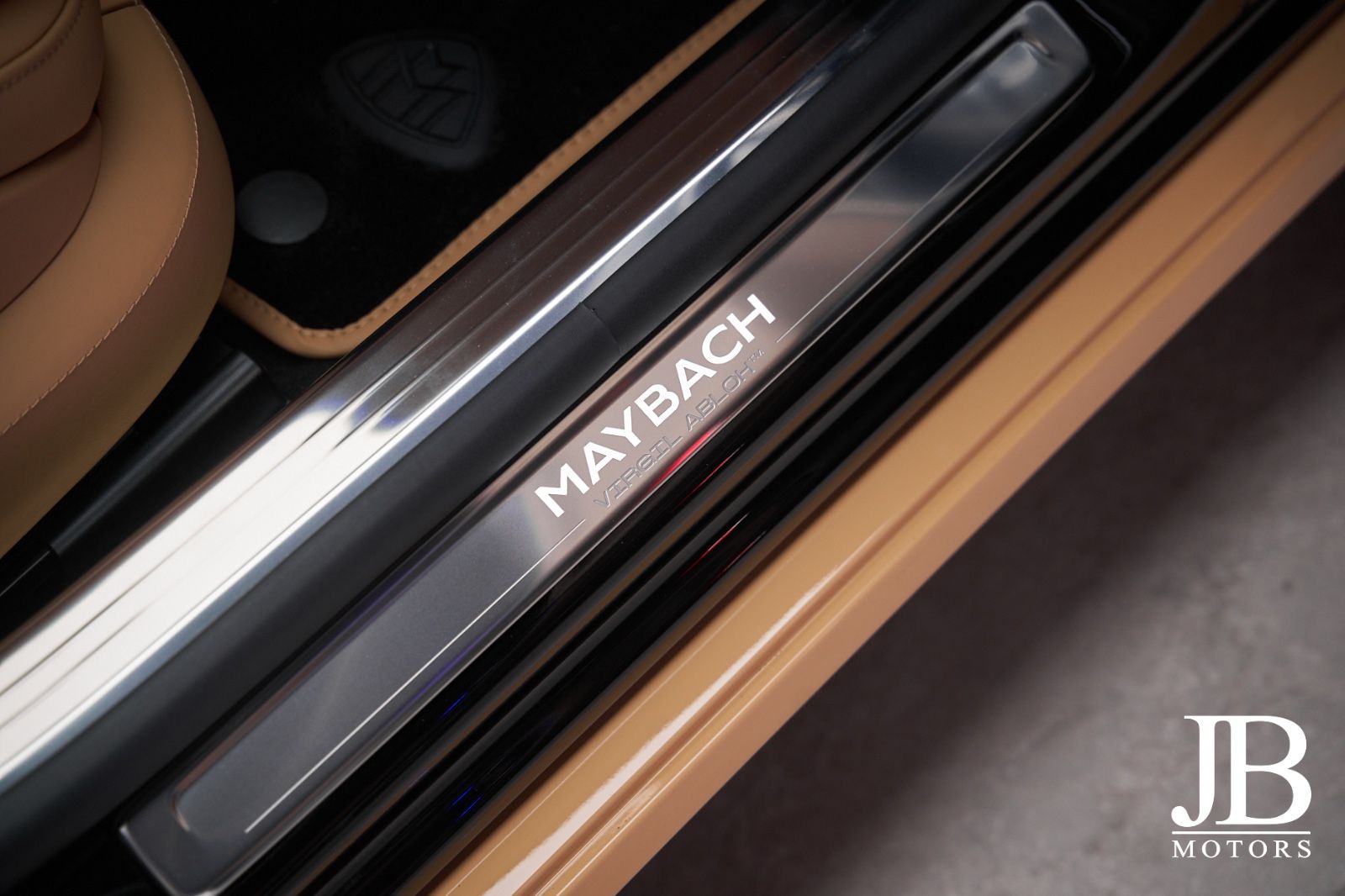 Fahrzeugabbildung Mercedes-Benz S680 Maybach Virgil Abloh 1 of 150 New Condition