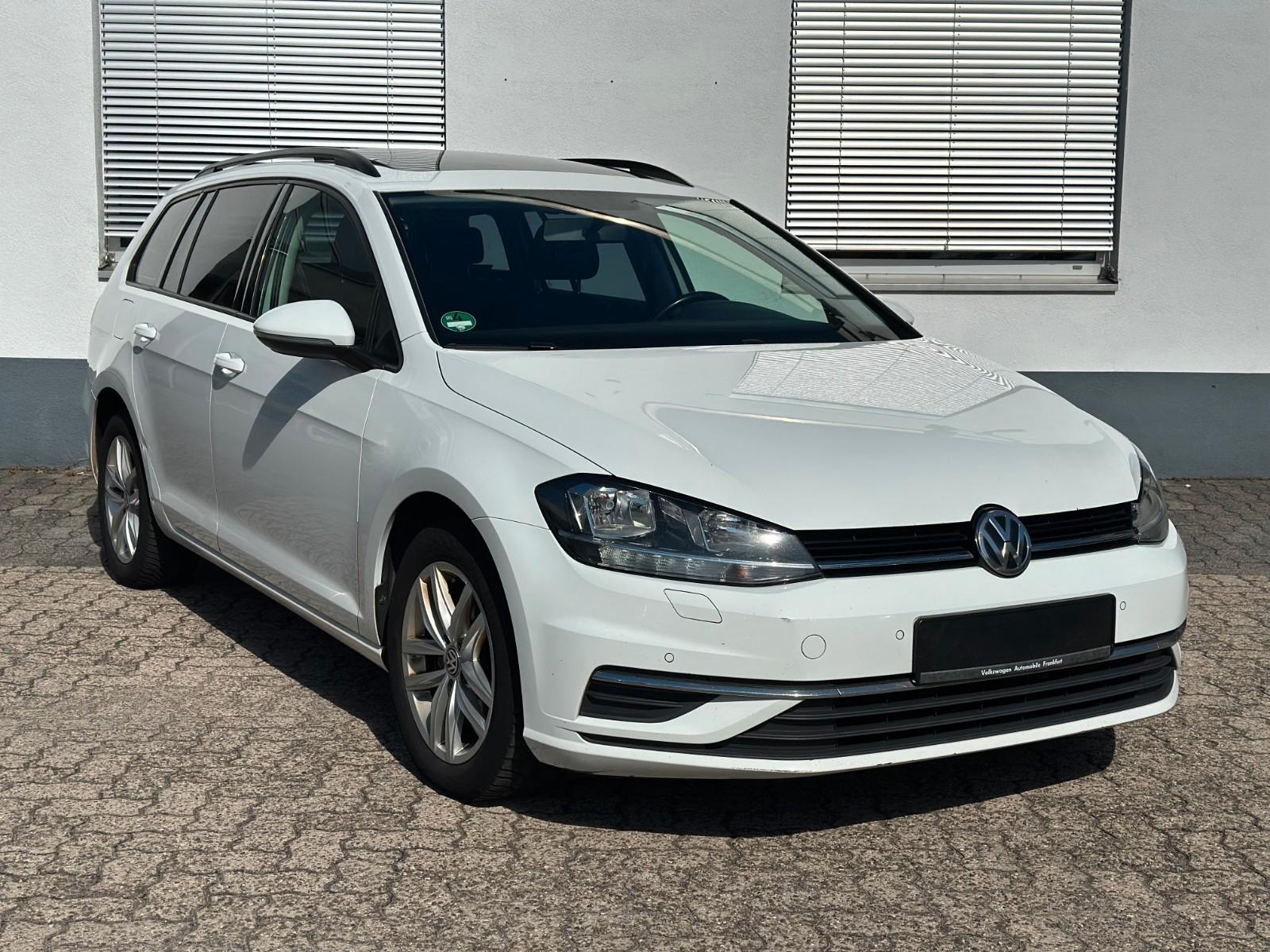 Volkswagen Golf 1.6 TDI Variant United  * Panorama * Navi *