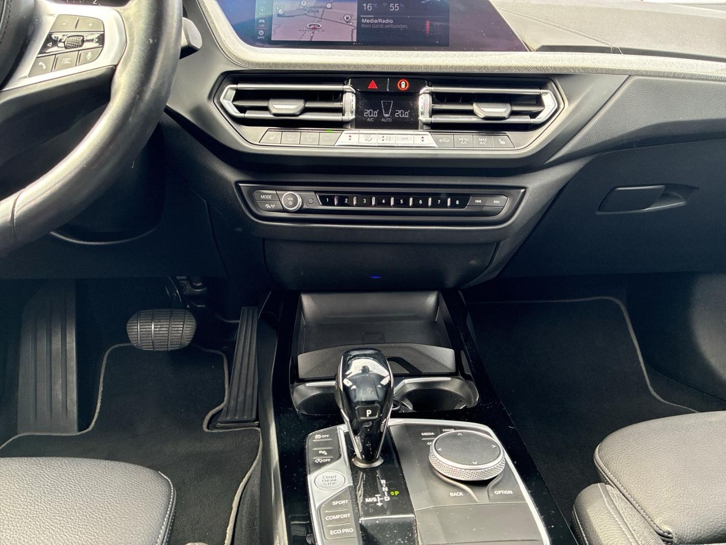 BMW 118 i 5-Türer SPORTLINE LED LC PLUS 19 ZOLL M-LE, миниатюра 11