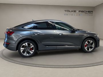 Audi Q8 e-tron - 6