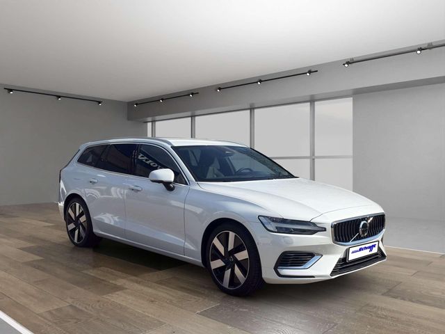 Volvo V60 Plus Bright T6 Recharge Plug-In Hybrid AWD