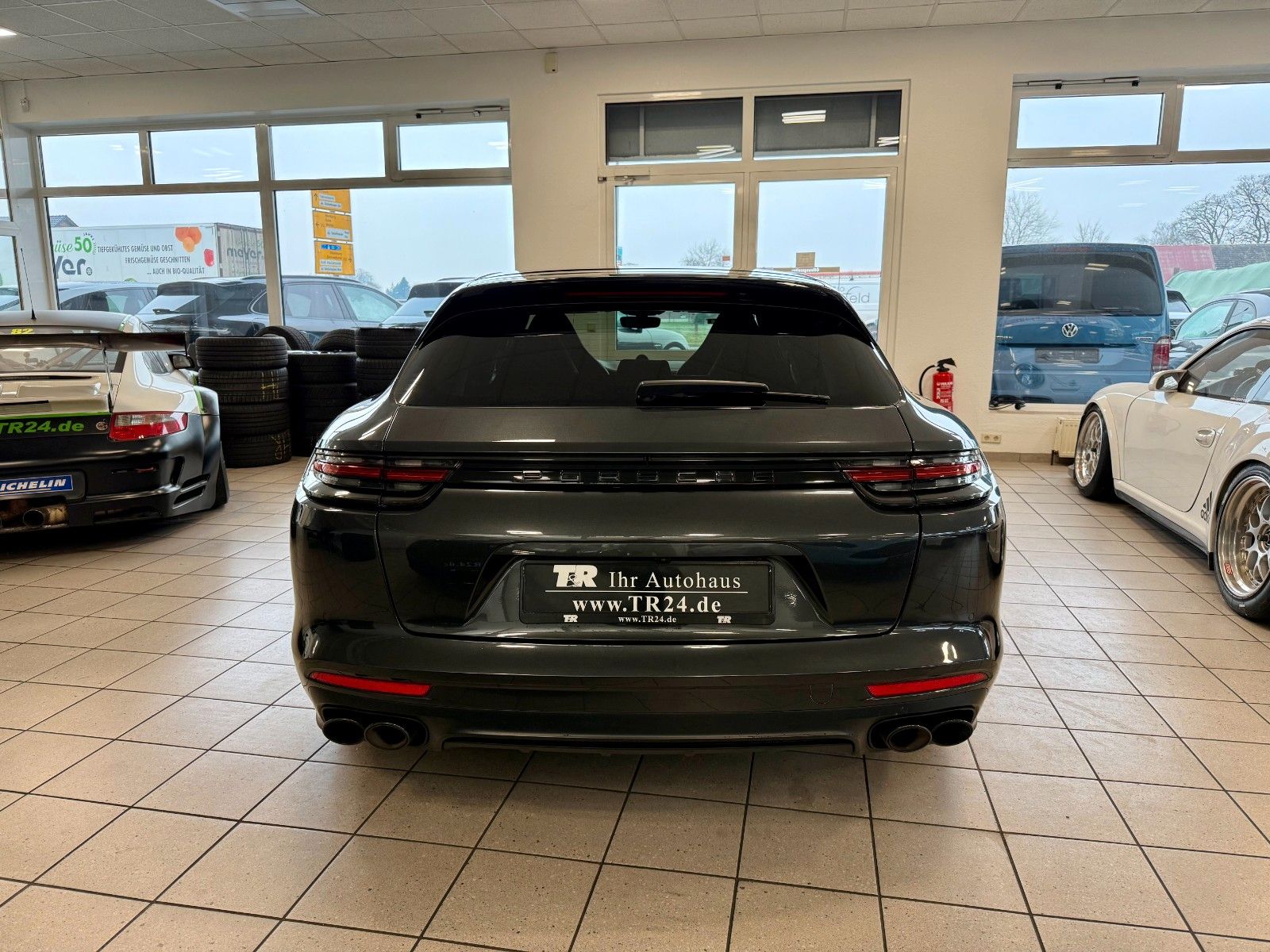 Fahrzeugabbildung Porsche Panamera GTS Sport Turismo Panorama/ACC/HeadUP