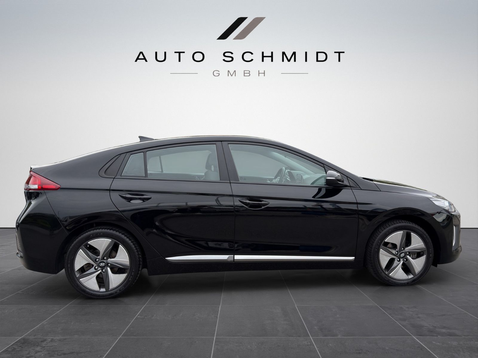 Hyundai IONIQ Trend Hybrid imagem 3