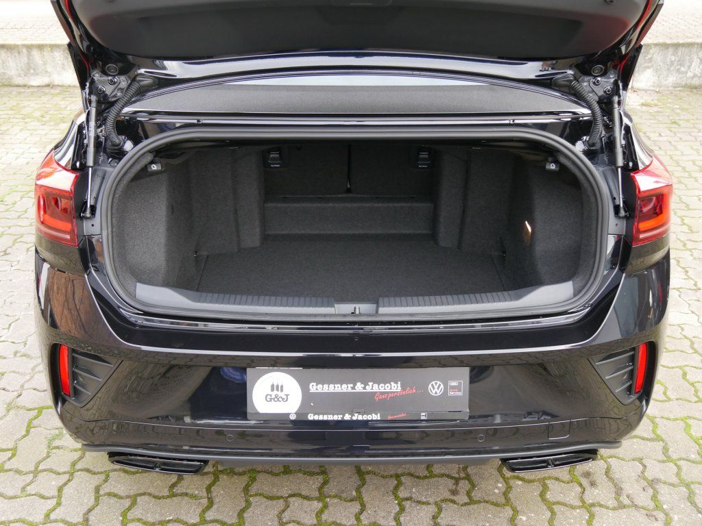 Fahrzeugabbildung Volkswagen T-Roc Cabriolet R-Line 1.5 TSI DSG AHK Navi