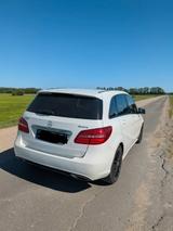 Mercedes-Benz B 220 Urban - 4 matic - Mercedes-Benz 220: Automatik