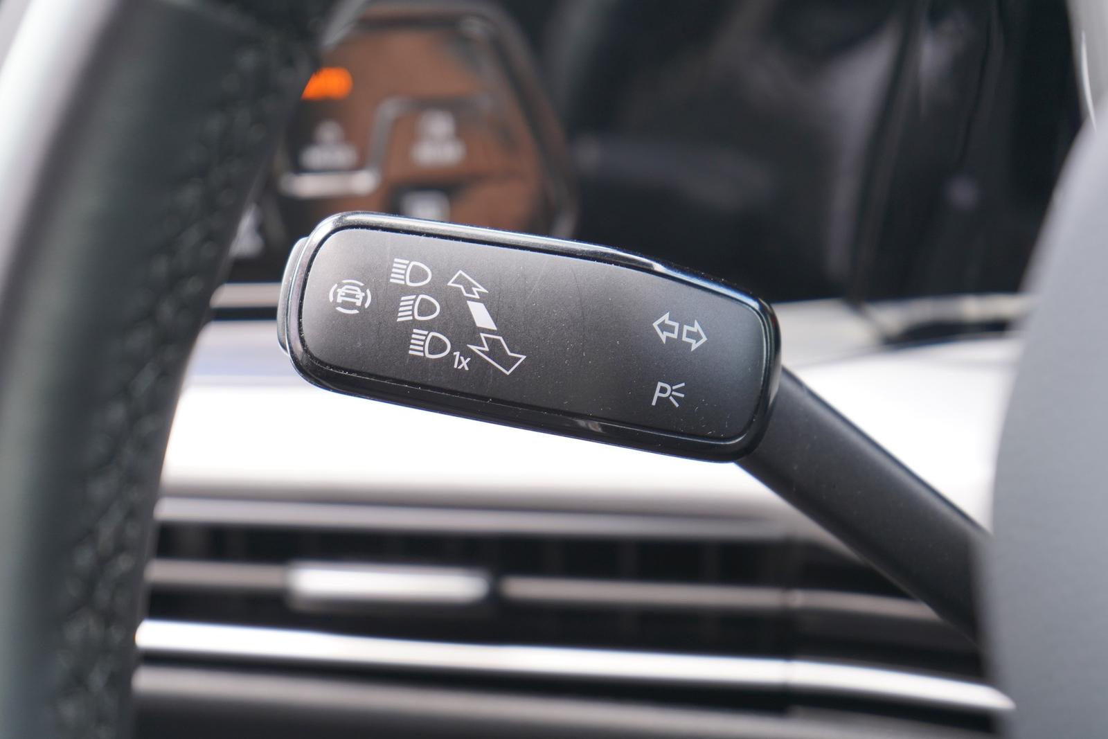 Volkswagen Golf VIII Variant 2.0 TDI Life LED ACC Spurhalte, миниатюра 14
