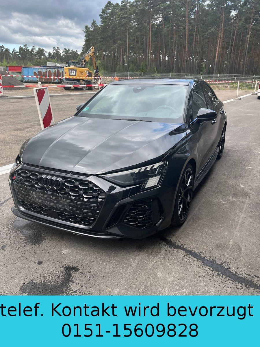 Audi RS3 Limo 2.5 TFSI quattro, B&O, HeadUp, RS AGA,