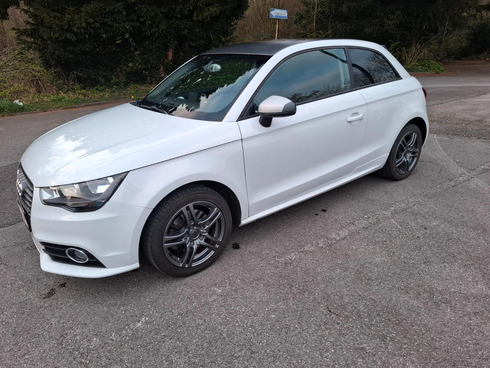 Audi A1 ambition 1.4  TÜV NEU SCHECKHEFT