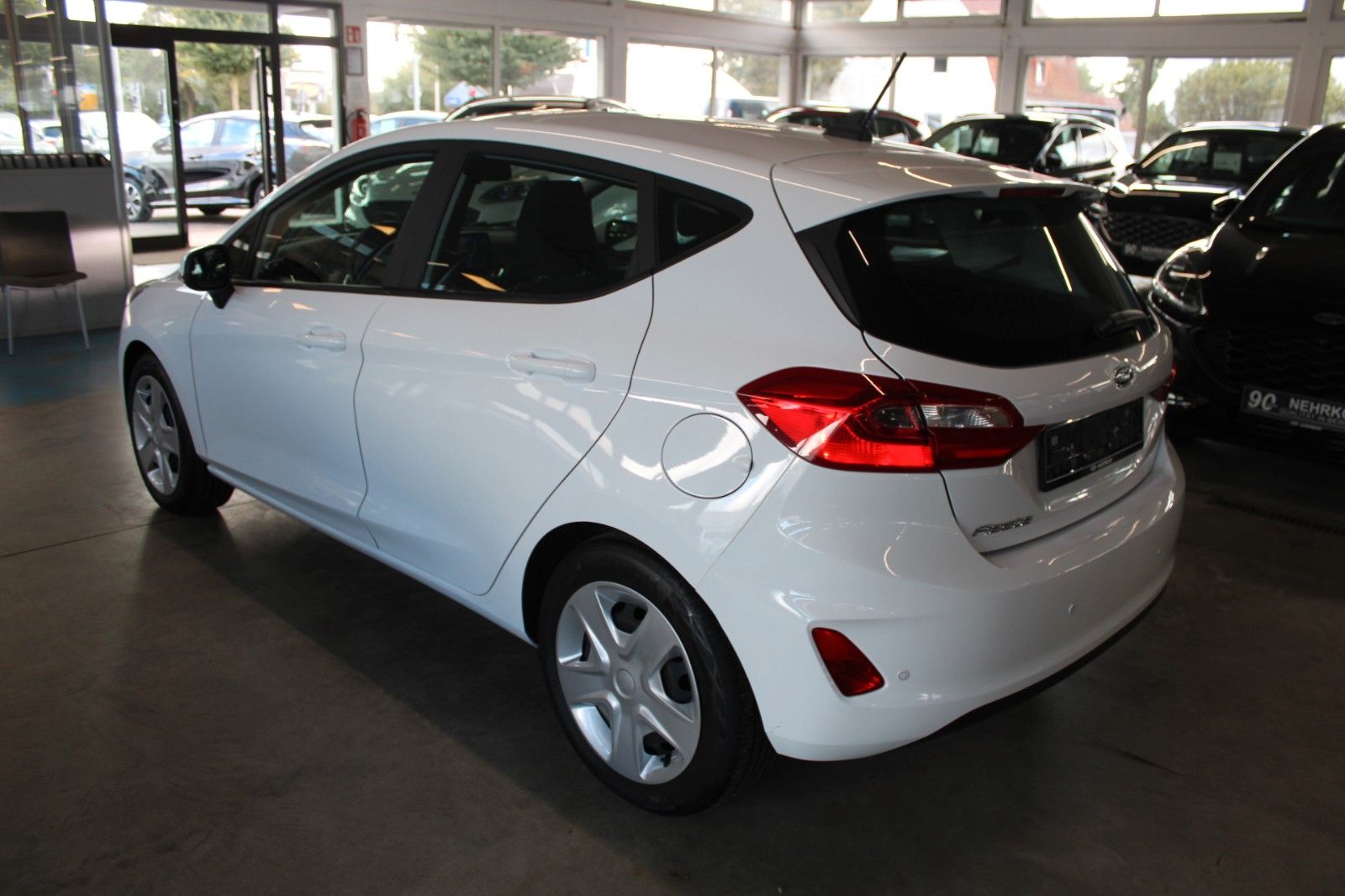 Fahrzeugabbildung Ford Fiesta 1,5 TDCi Cool & Connect 5-trg NAVI LED