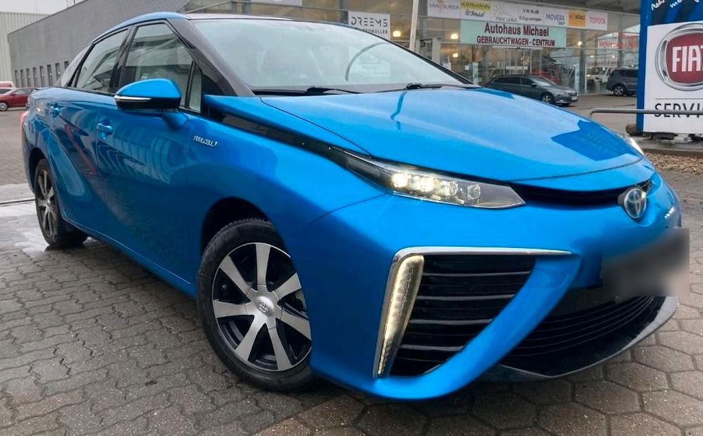 Image of Toyota Mirai