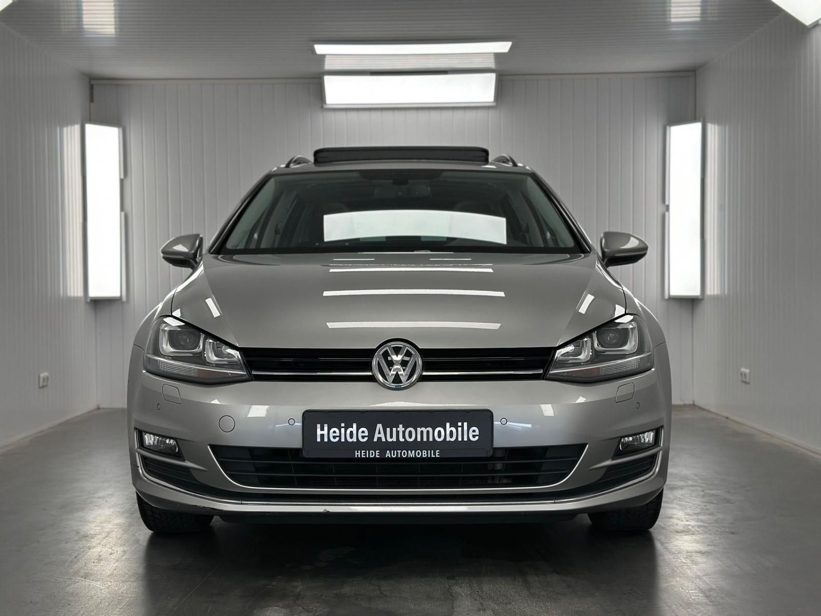 Volkswagen Golf VII Variant 1.4 TSI Highline Kamera Pano 