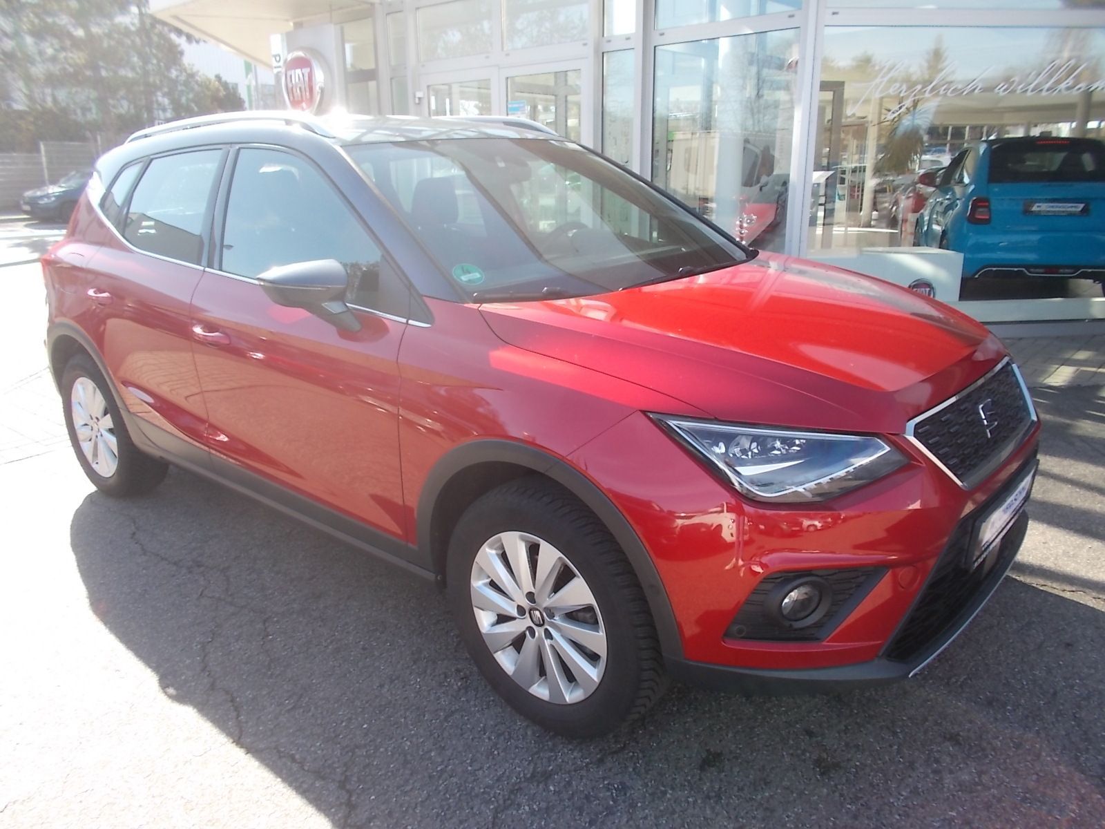 Fahrzeugabbildung SEAT Arona Xcellence 1.0 TSI DSG + LED + NAVI + AC