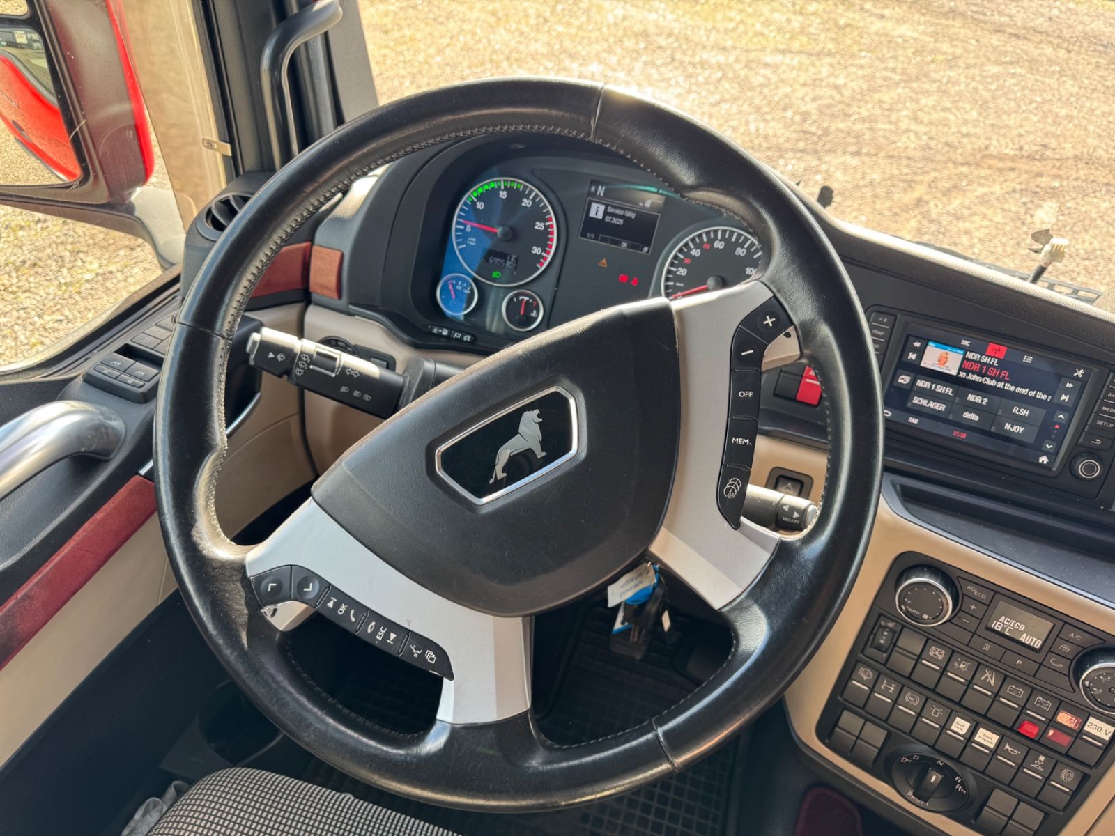 Fahrzeugabbildung MAN TGX 18.500