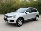 Volkswagen Touareg 3.0 V6 TDI Tiptr Panorama Leader Navi - gebrauchte VW Touareg aus dem Jahr 2013