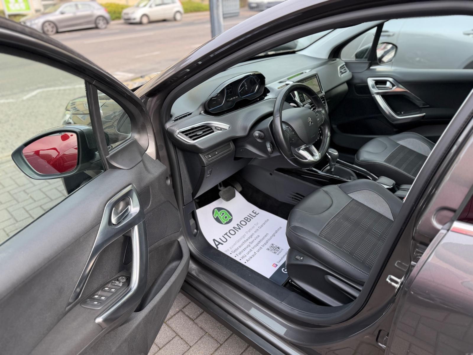 Peugeot 2008 Allure*NAVI*KAM*PDC*TEMPO*PANO*AUTOMATIK