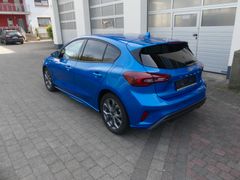 FORD Focus Lim. ST-Line X*ACC*Kamera* FORD Focus Lim. ST-Line X*ACC*Kamera*