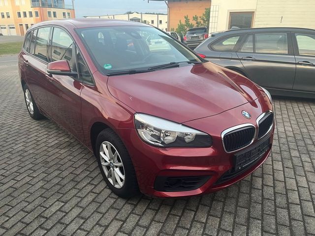 BMW 218i Gran Tourer Navi Kamera