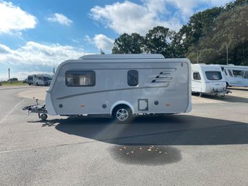 HYMER ERIBA HYMERCAR Feeling 425 SCHLAFDACH AUTARK