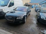 Audi a8 W12 Tüv 27 - Audi A8 aus 2005: W12