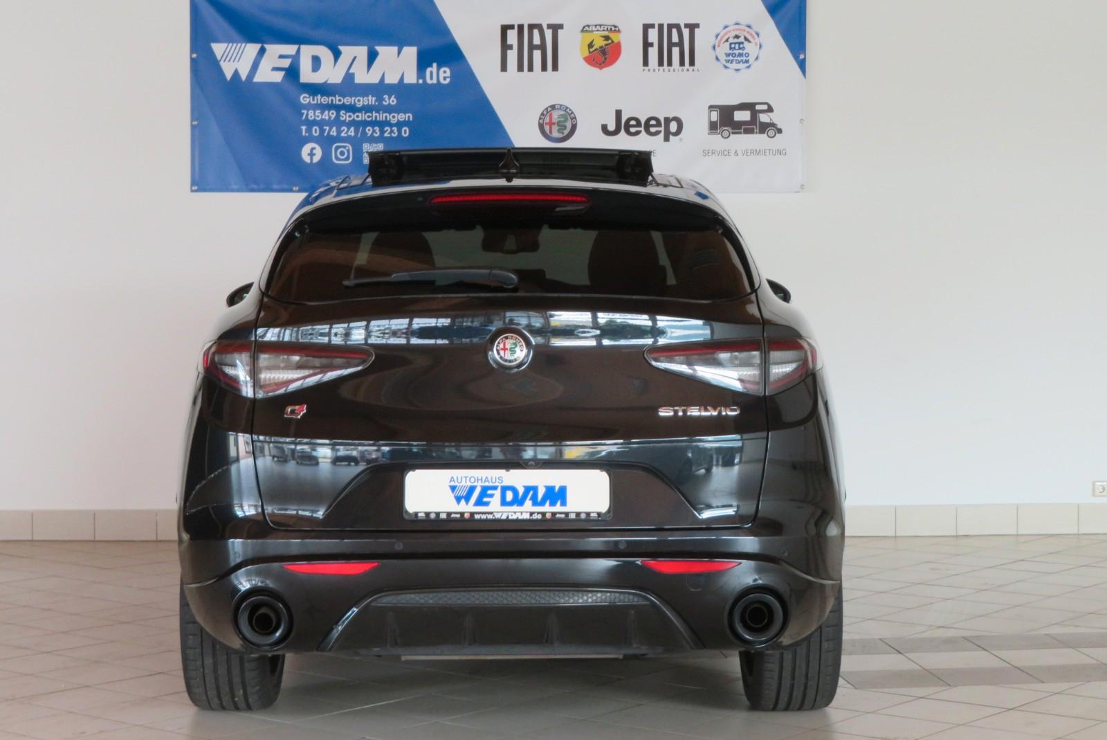 Alfa Romeo Stelvio Competizione Q4 280PS *Schiebedach*