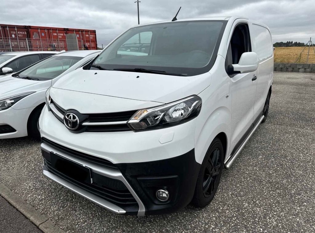 Image of Toyota Proace (Verso)