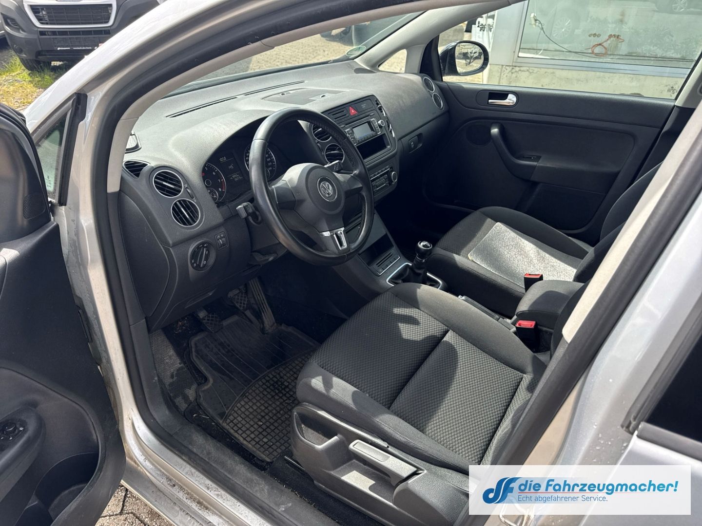 Fahrzeugabbildung Volkswagen Golf Plus VI Trendline Dyn. Kurvenlicht *EXPORT
