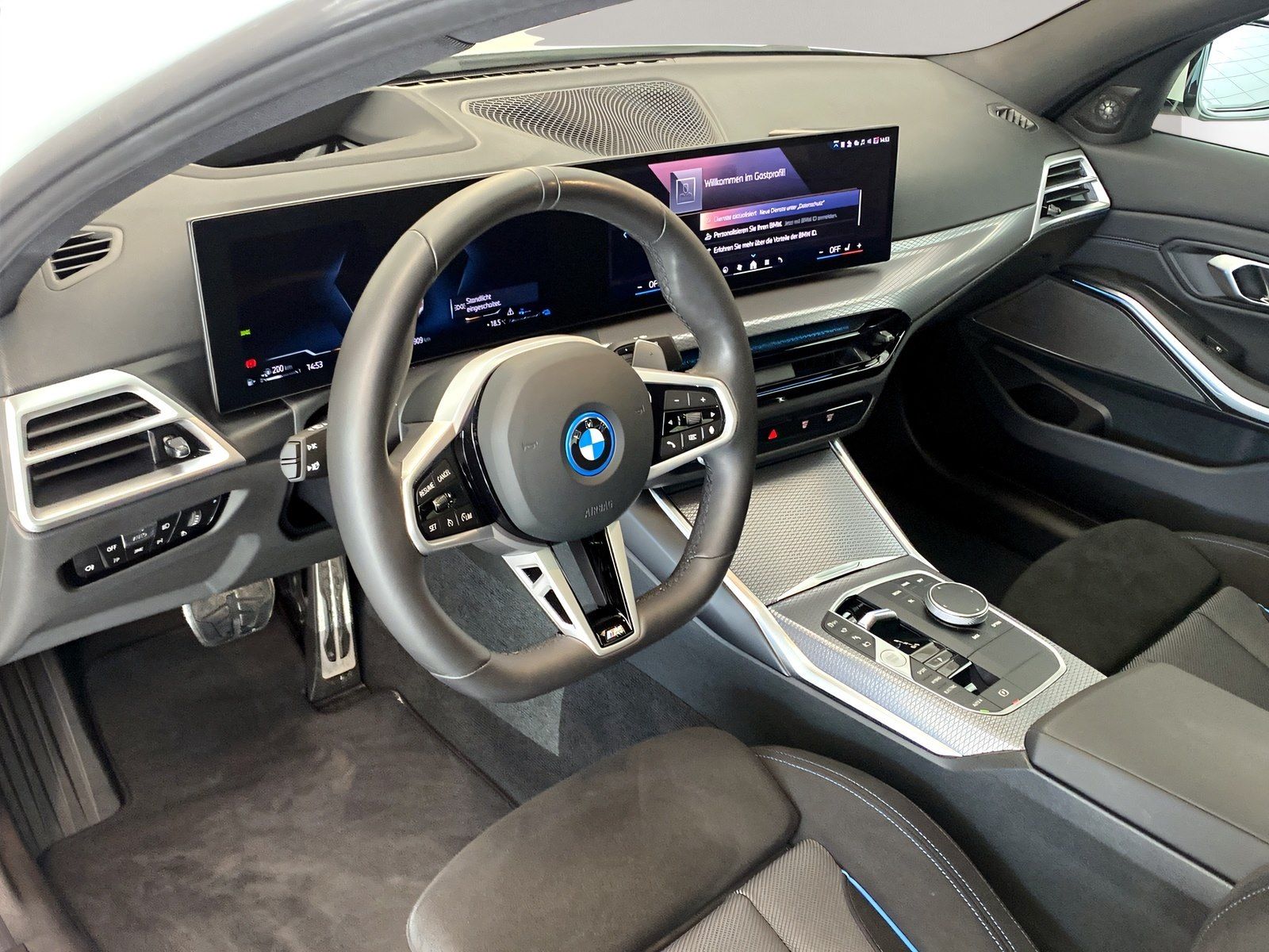 BMW 330e xDrive Limousine M Sport AHK Harman K LED foto 4