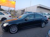Mercedes-Benz E 350 E -Klasse Lim. CDI BlueEfficiency 4Matic - Mercedes-Benz E 350: Cdi 4matic