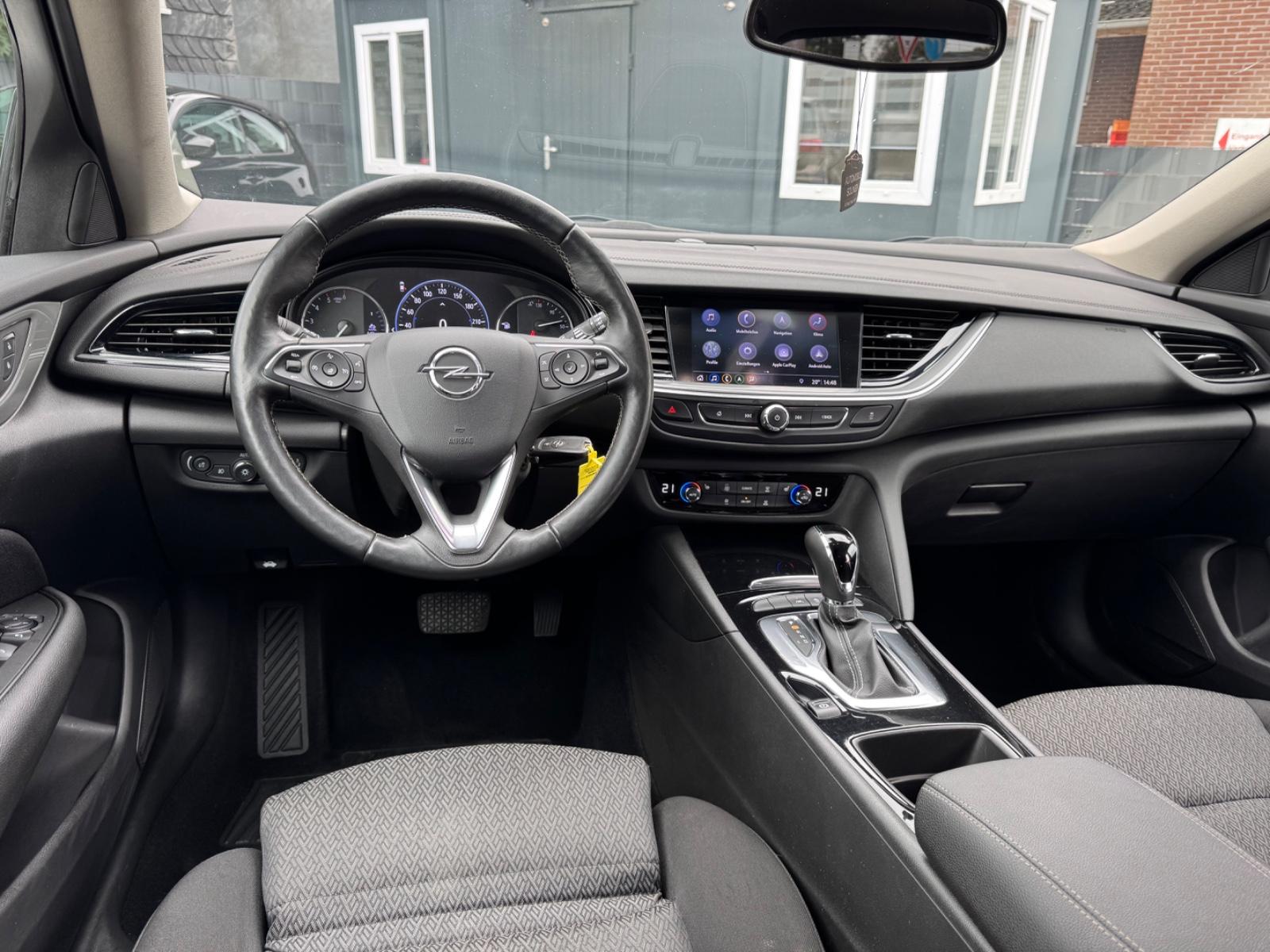 Opel Insignia B ST Business Edition AUT+SHZ+BT+RK+AHK
