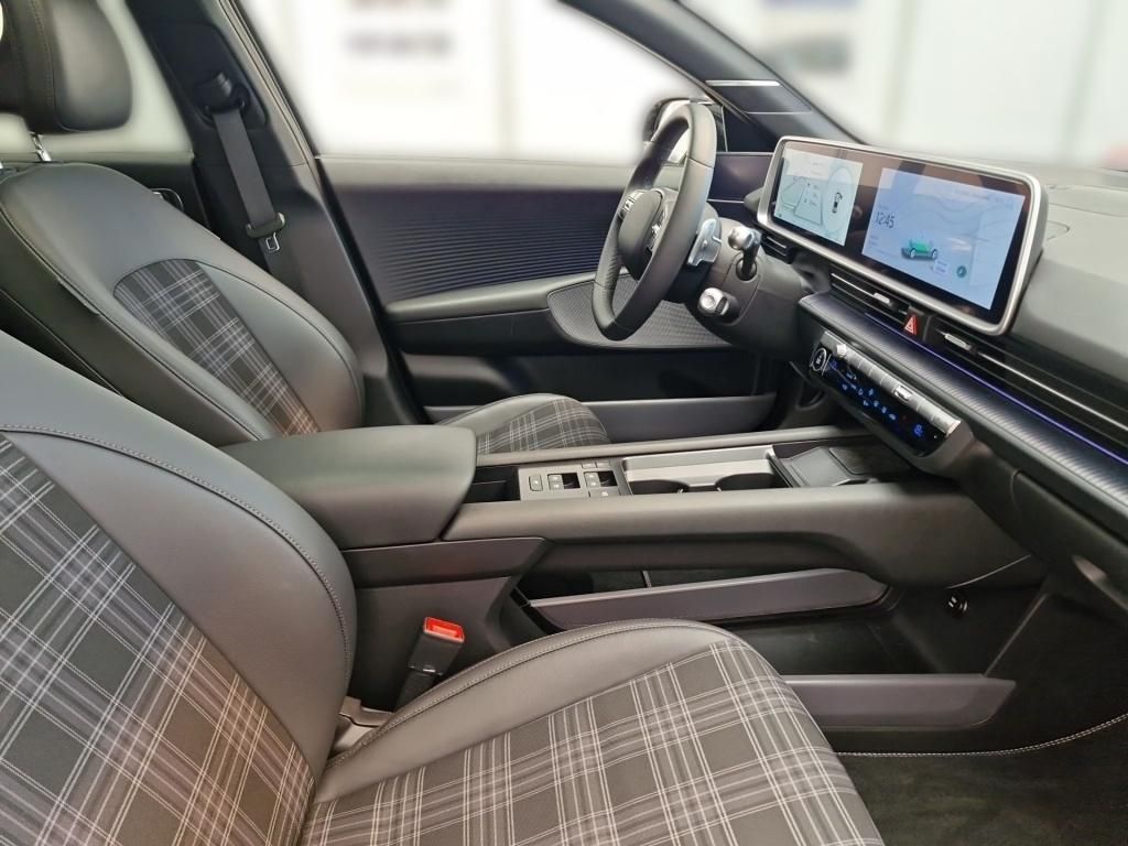 Fahrzeugabbildung Hyundai IONIQ 6 Allradantrieb First Edition HUD KAM LM