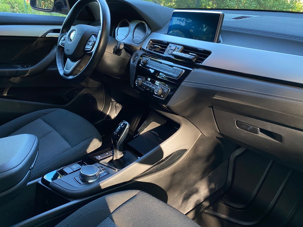 Image of BMW X2