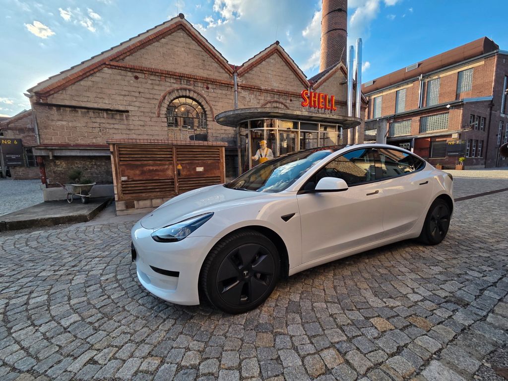 Image of Tesla Model 3