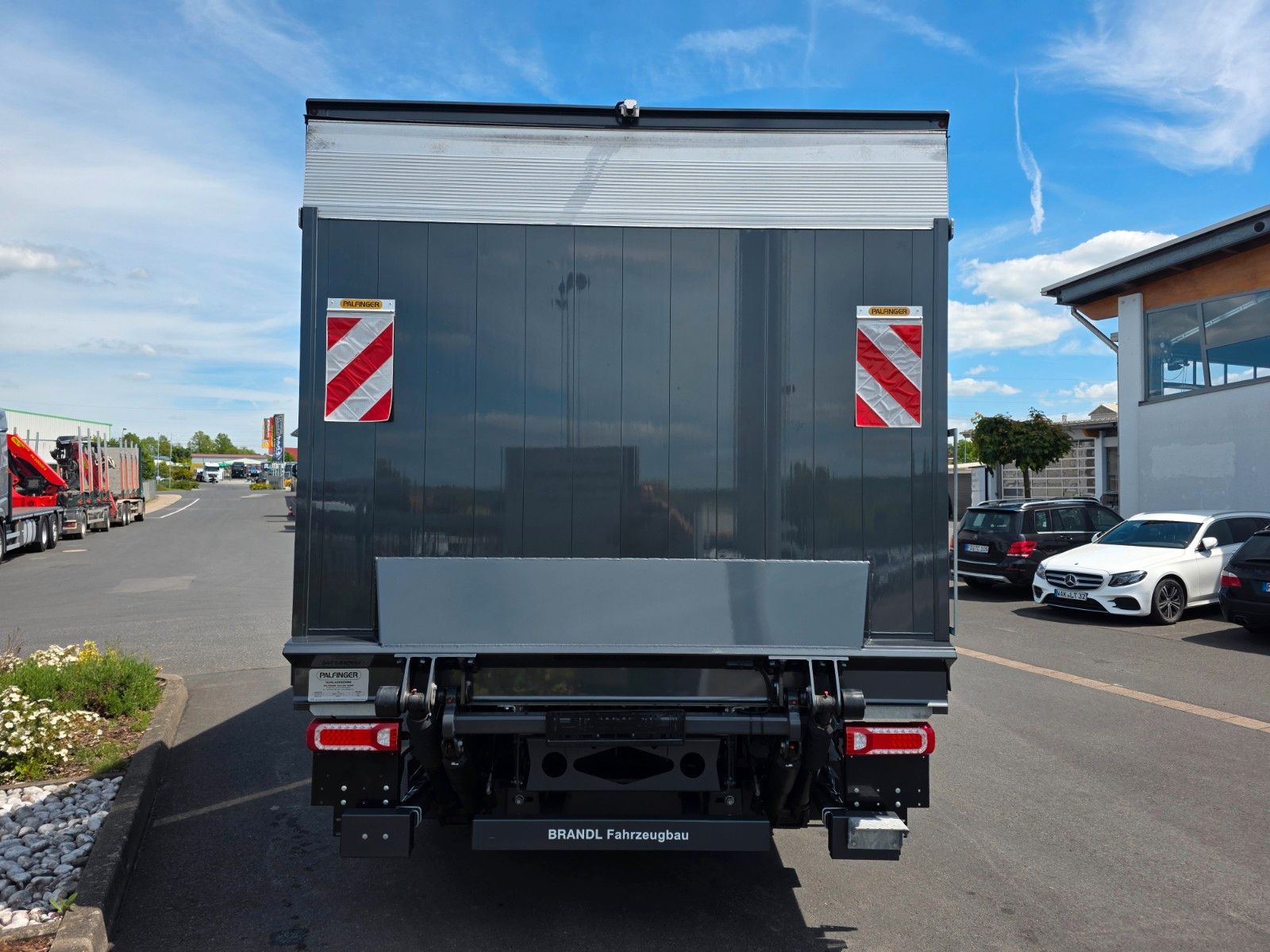 Fahrzeugabbildung Mercedes-Benz Atego 821 L LBW 1.500kg Standheizung Kamera