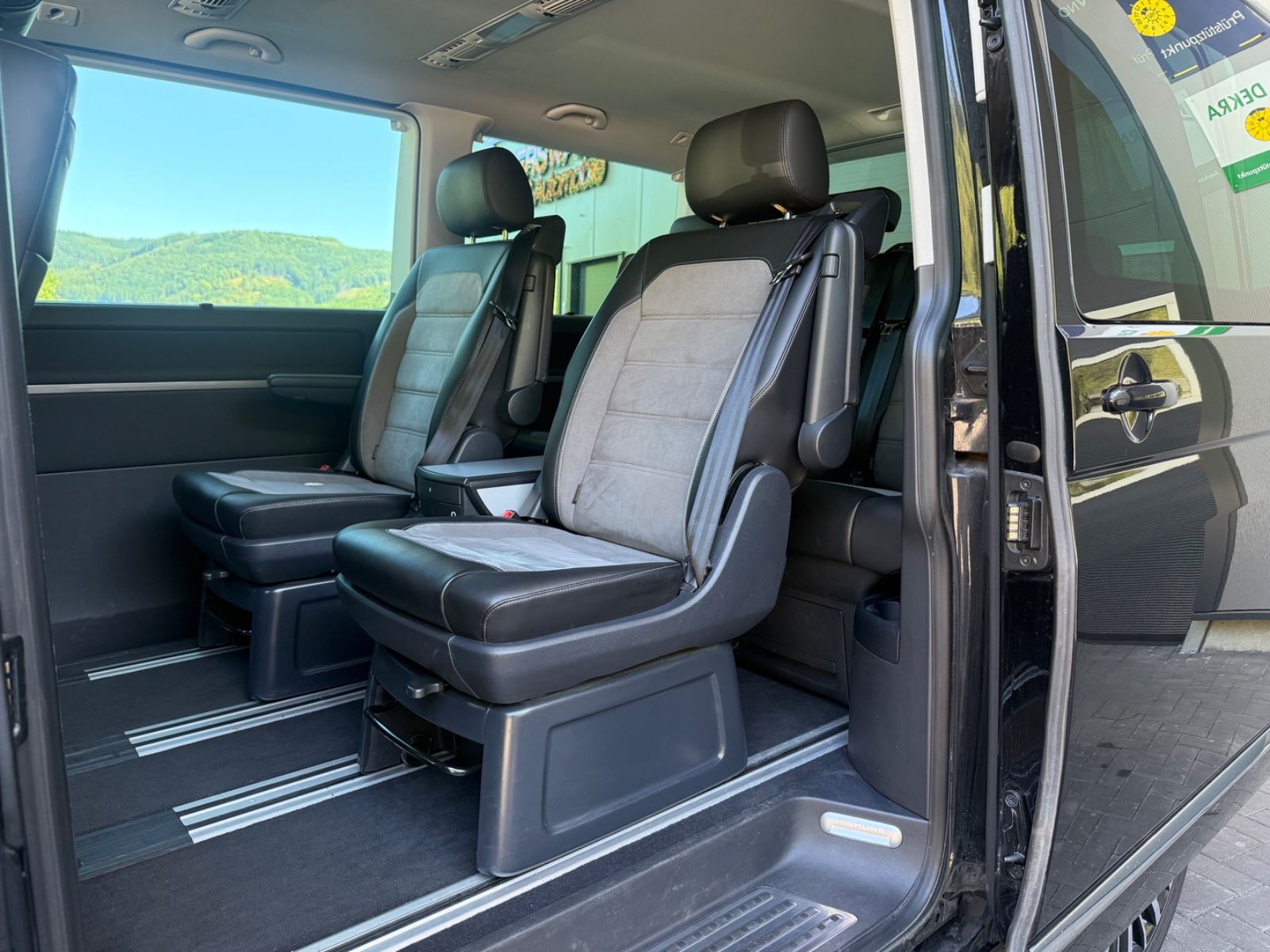 Volkswagen T6.1 Multivan FWD Highline DSG LED App AHK foto 11