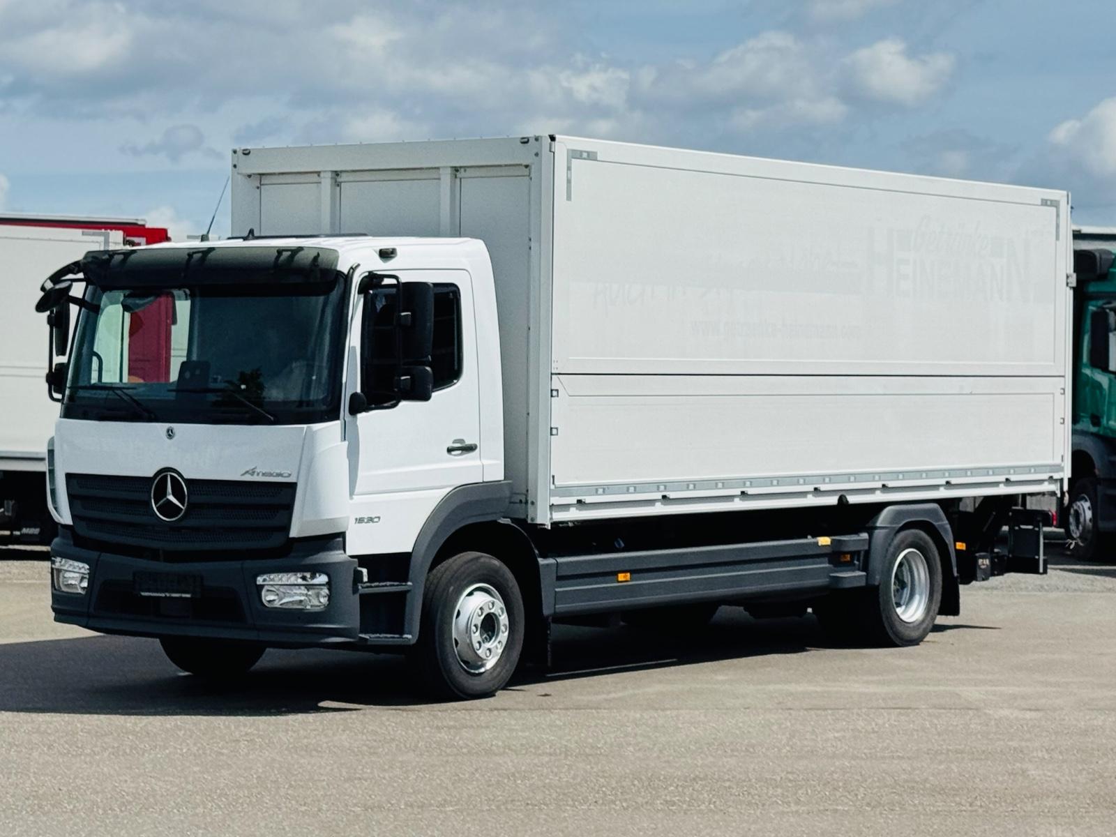 Mercedes-Benz ATEGO 1530 L / LBW 2,0 T / 2 x AHK / NL: 7.4 T