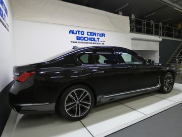 BMW 745 - 10