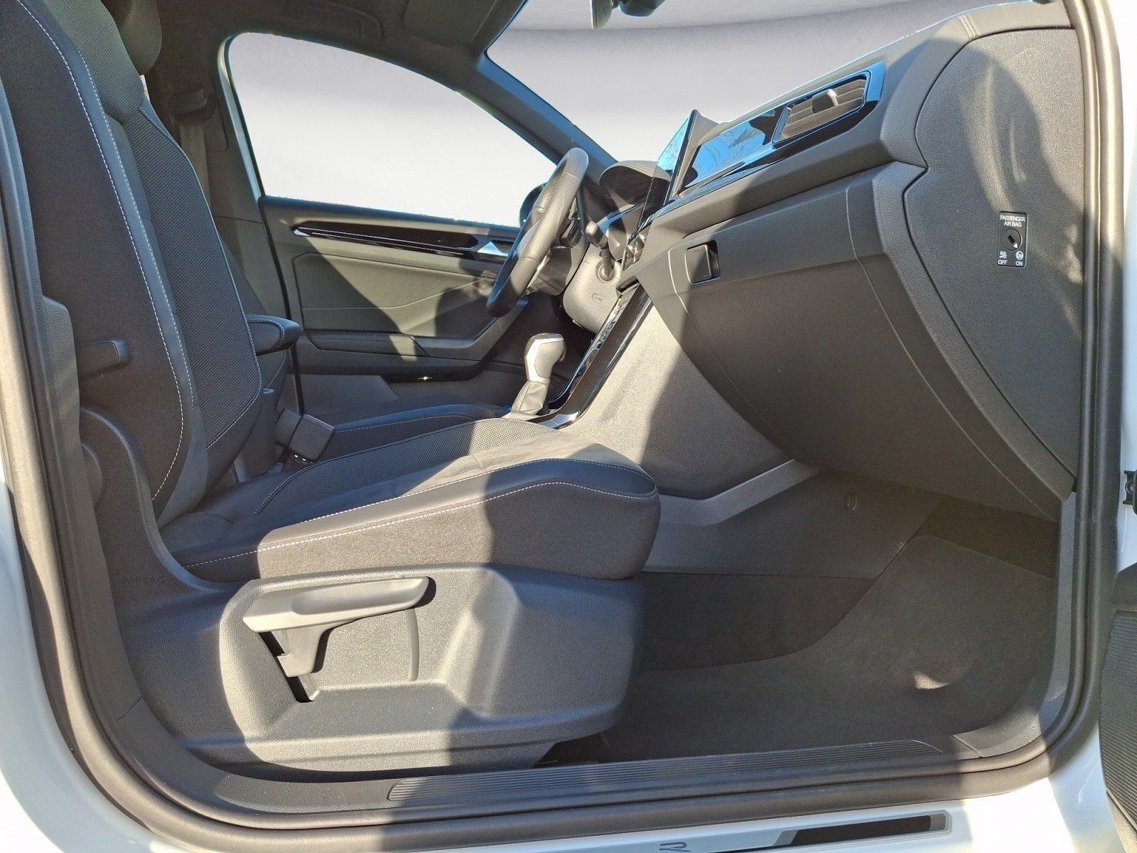 Volkswagen T-Roc - Bild 9