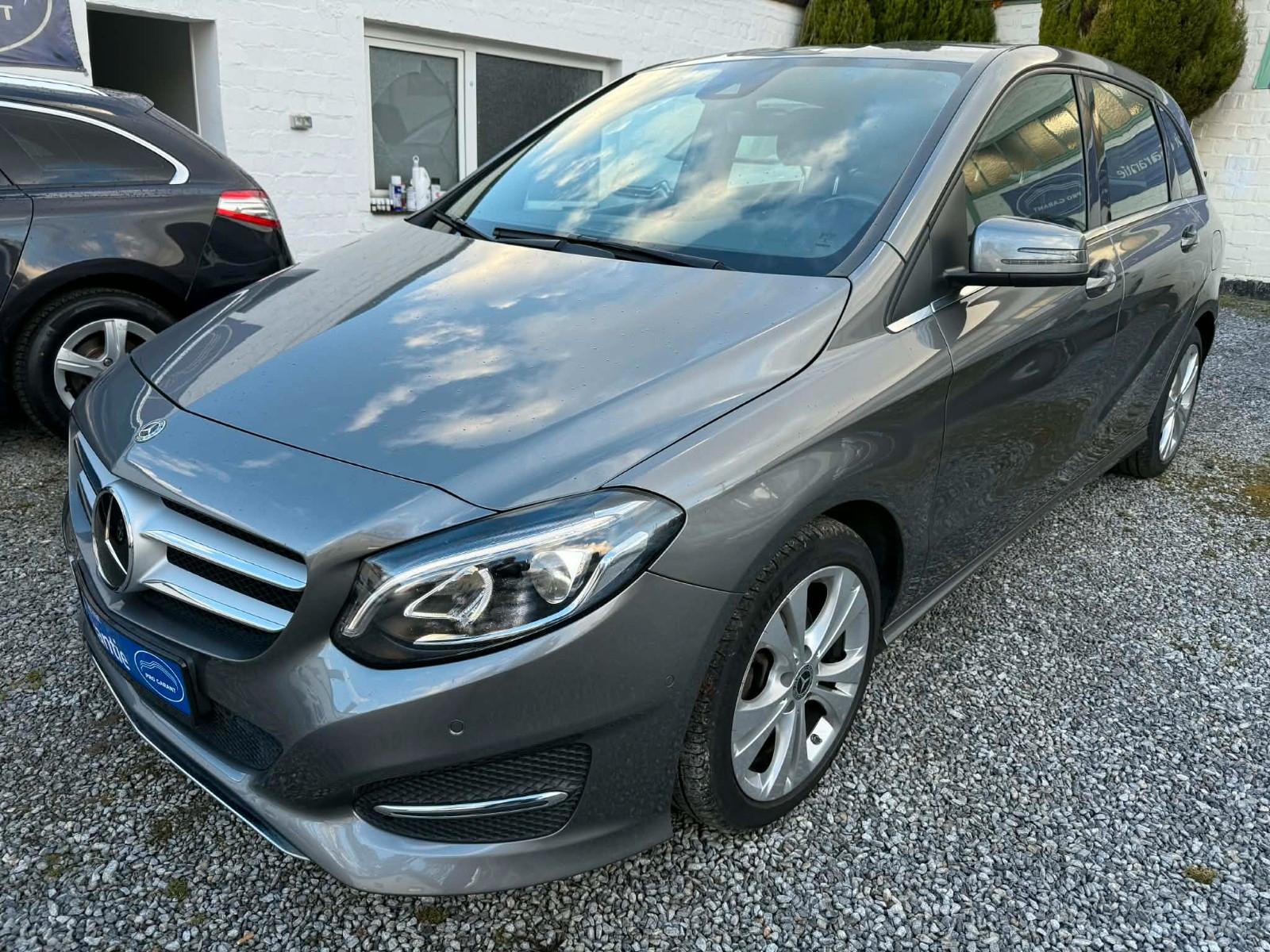 Mercedes-Benz B 220 CDI*LED*Navi*Leder*Automatik*PDC*AHK*