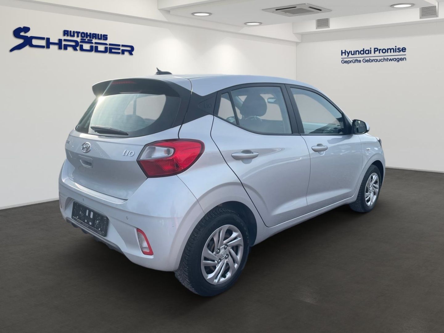 Fahrzeugabbildung Hyundai i10 1.0 Select Funktion Allwetter Lenkradheizung