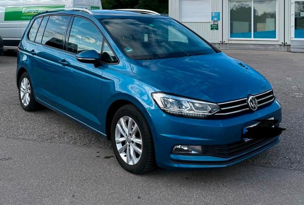 Image of Volkswagen Touran