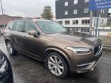 Volvo XC90 MomentumAWD 7-Sitzer+360Kamera+St.-Hzg.+LED - Volvo: 7 Sitzer