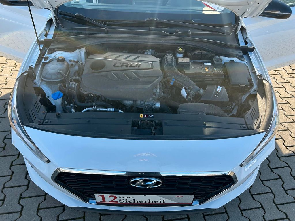 Car Image 25