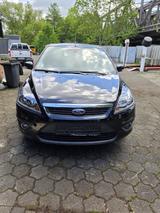 Ford Focus 1,6 Ti-VCT Ghia Ghia - Ford Focus aus 2009: Ghia